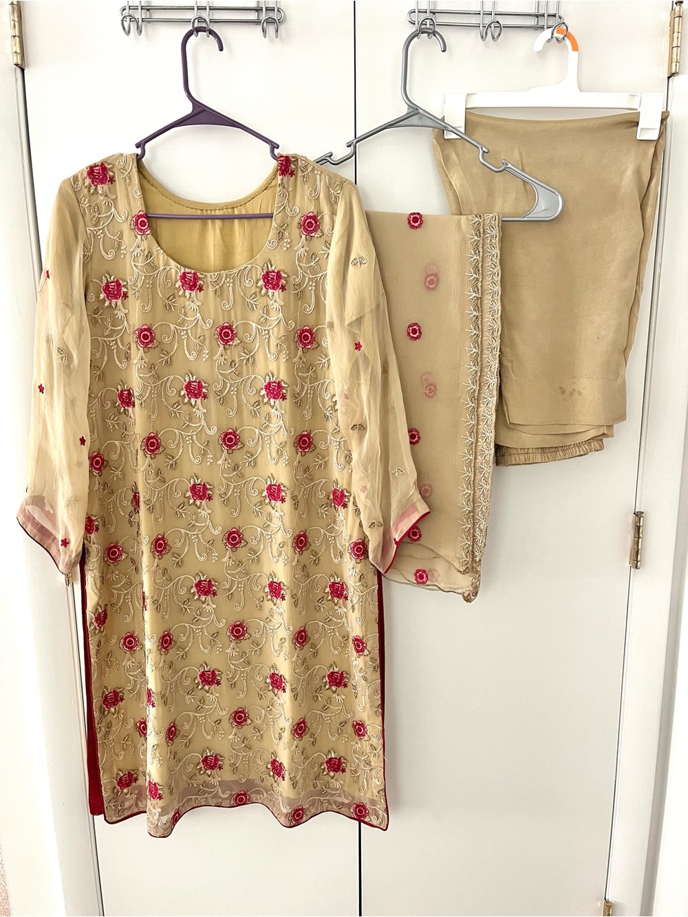 Floral Embroidered Chiffon Shalwar Kameez